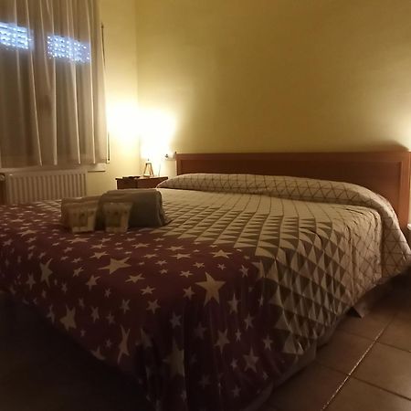Pages Villa Sant Climent Sescebes Dış mekan fotoğraf